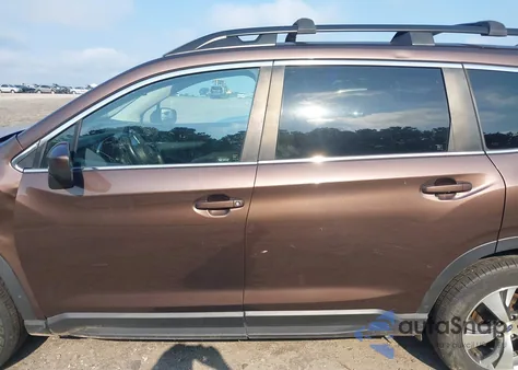 2021 Subaru Ascent Premium z USA, uszkodzony, nr VIN 4S4WMAFD2M3466690